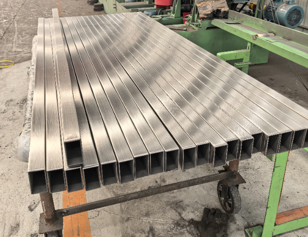 那曲方管 矩形管 无缝方管生产厂家